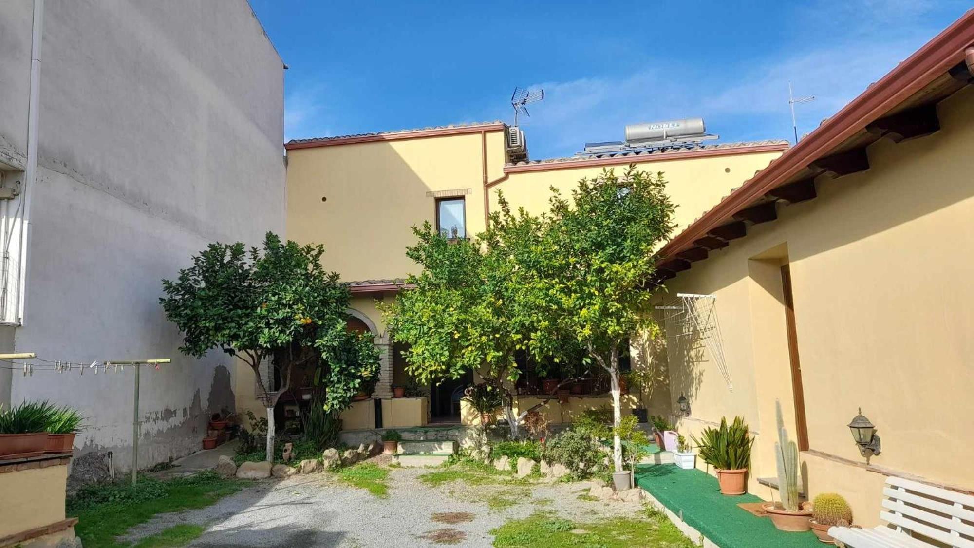 Sìnnai B&B Gli Archi المظهر الخارجي الصورة