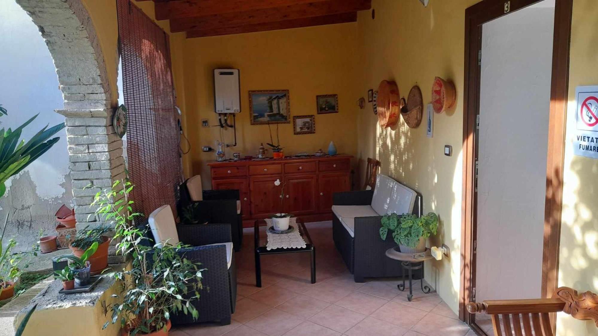 Sìnnai B&B Gli Archi المظهر الخارجي الصورة