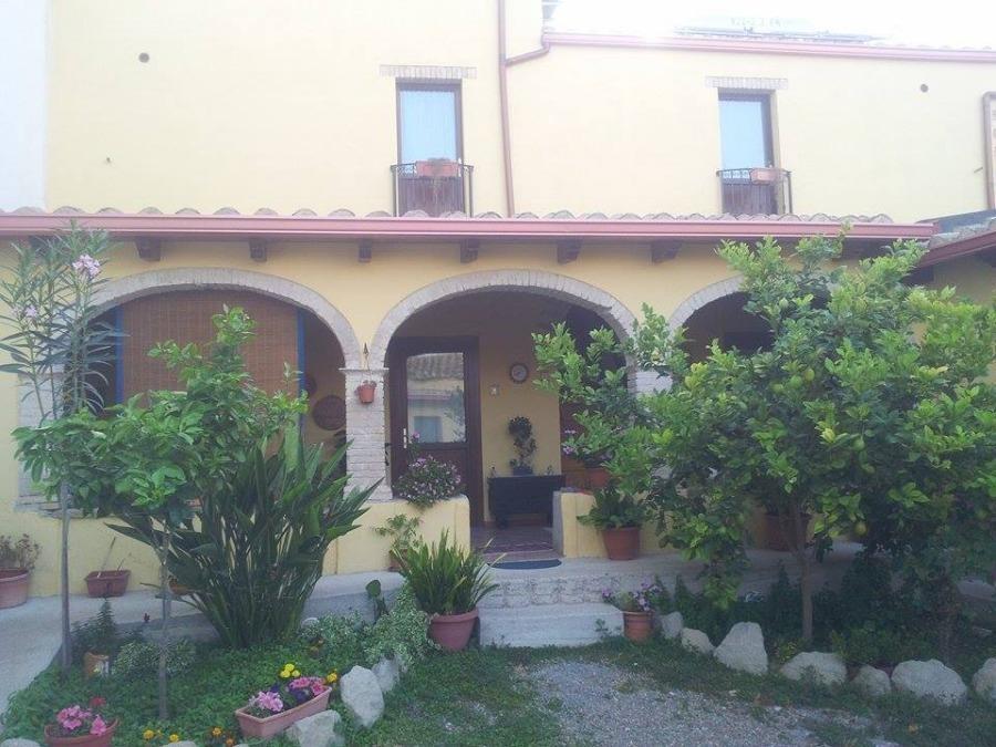 Sìnnai B&B Gli Archi المظهر الخارجي الصورة